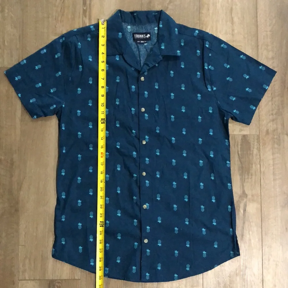 NWOT! - TRUNKS Surf & Swim Co. 100% Cotton Short Sleeve Button Down Shirt - Picture 5 of 6